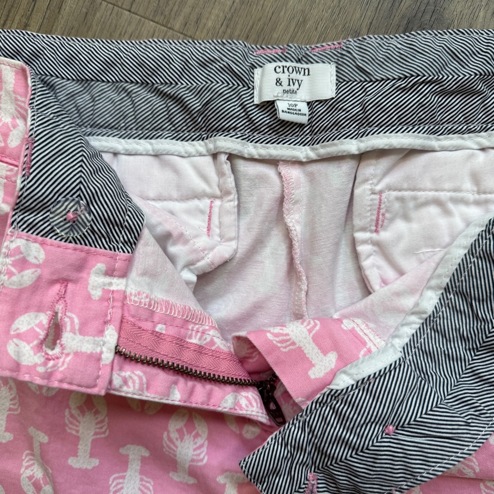 Crown & Ivy Pink Lobster Print Pants - Size 10 Petite - Picture 7 of 10